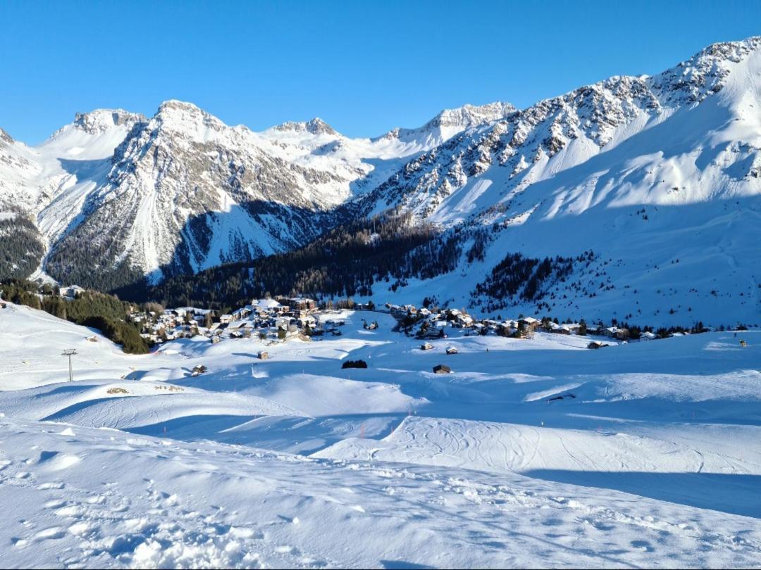 Fewo D'Rock Arosa- Center Of Nightlife By Nature Apartments Switzerland Chambre photo